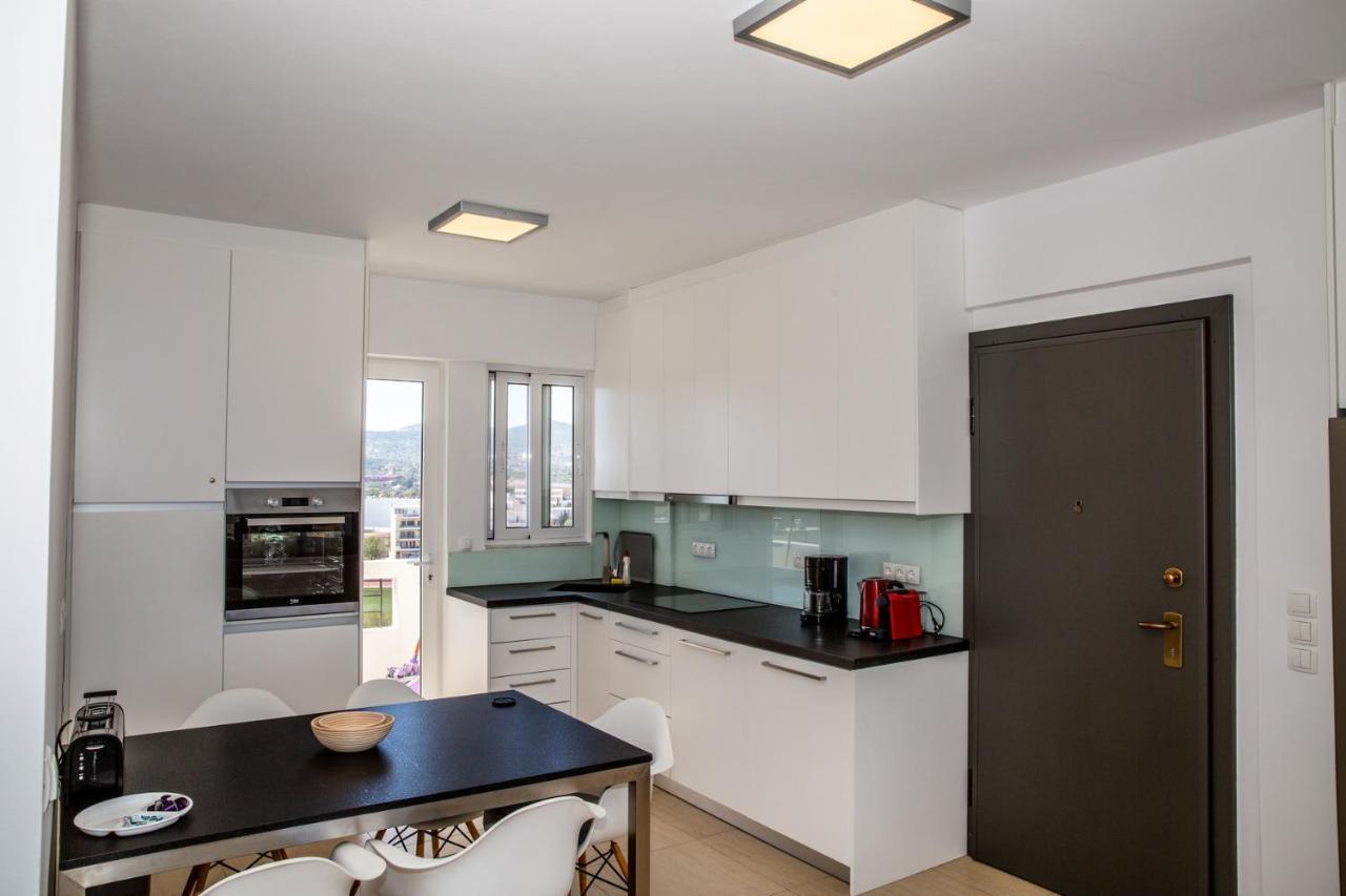 Komfort City Apartment "Elias" Mit Meerblick In Lavrio Экстерьер фото